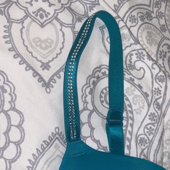 NWT PINK Wear Everywhere Wireless Push Up - Picture 3 of 7